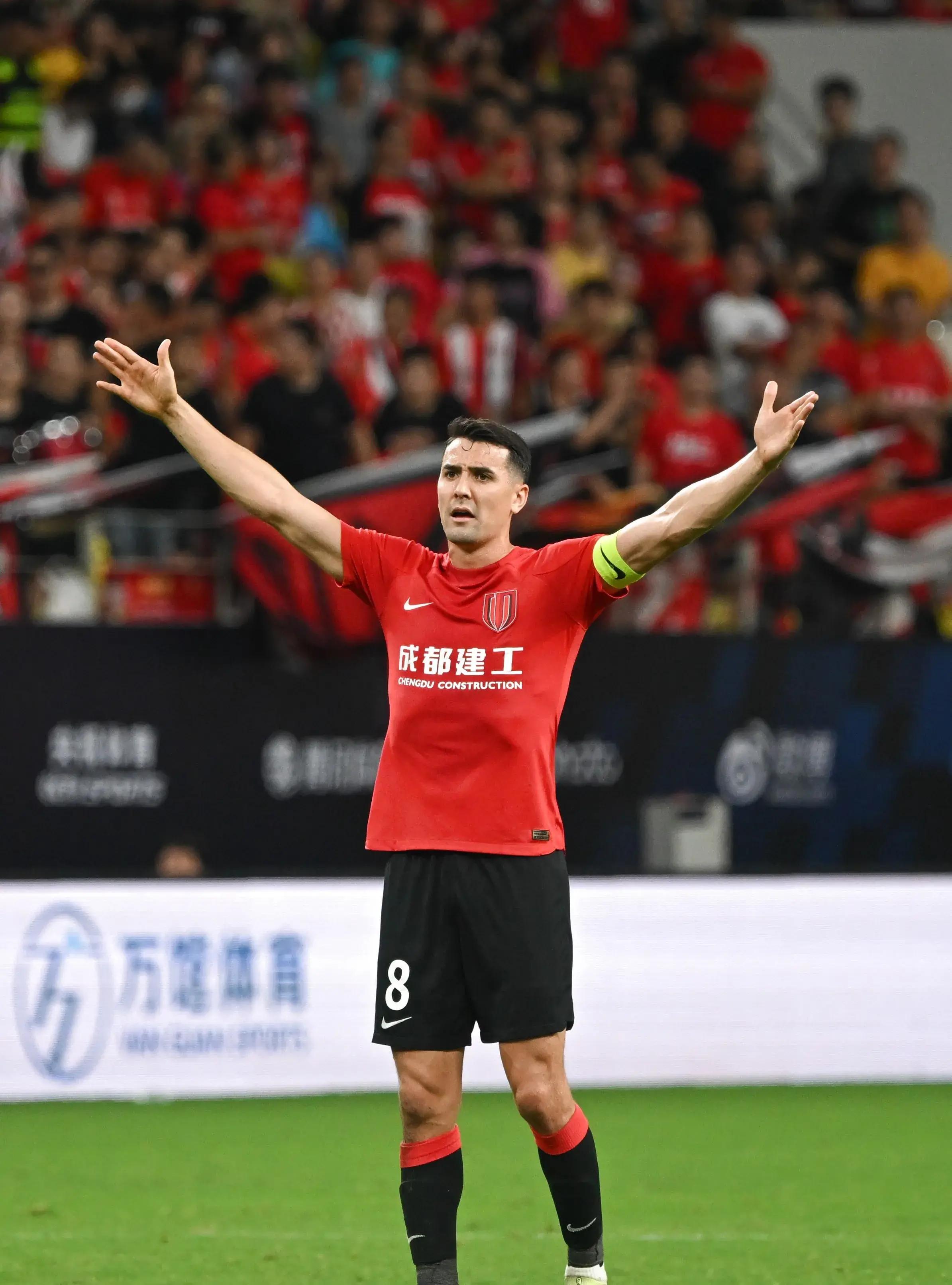 乐鱼官网-今晚瓦伦西亚复出首秀：亚冠节点到来，球迷炸锅，球队文化再被提及-乐鱼官网